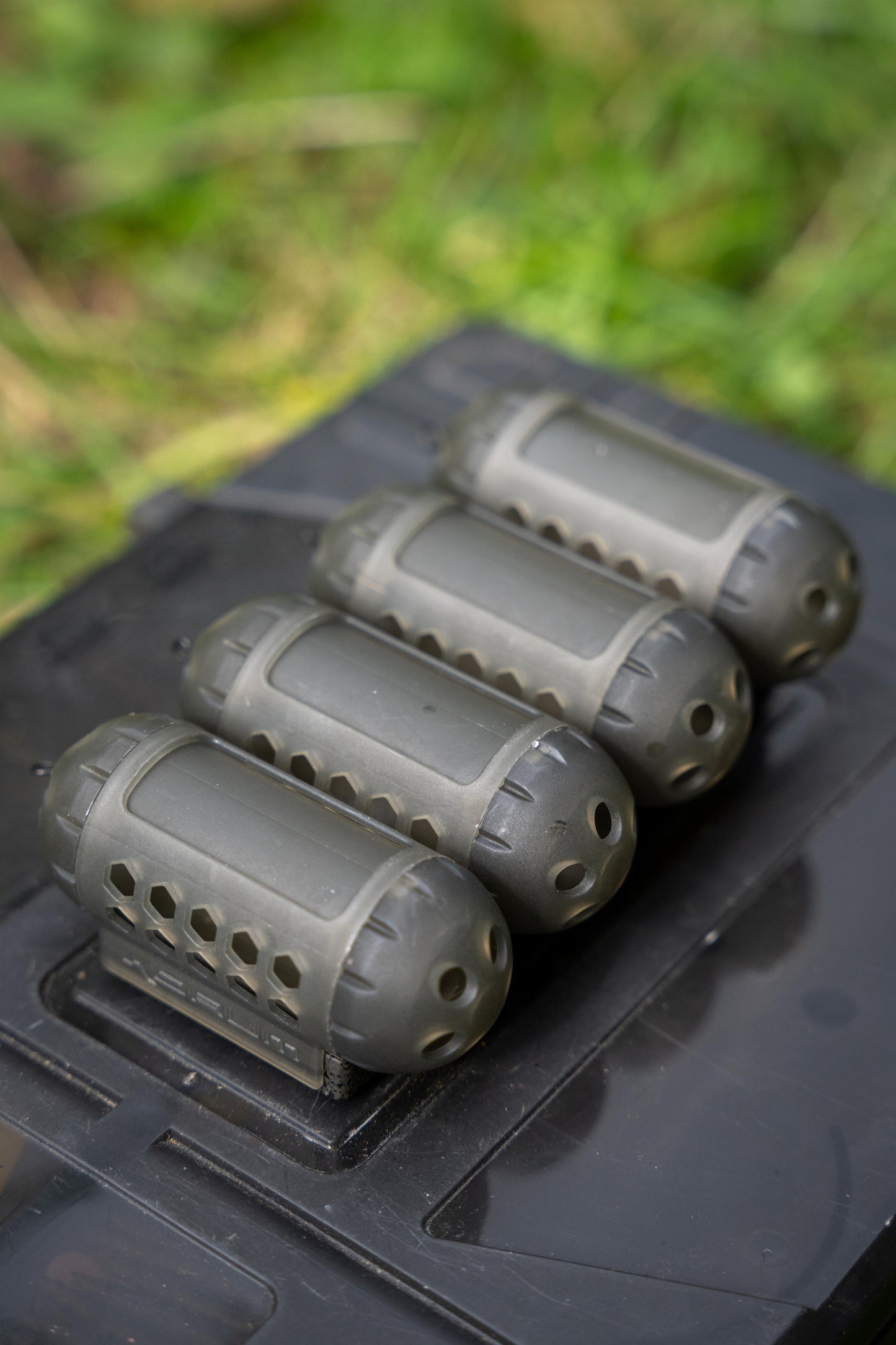 Window Maggot Feeder
