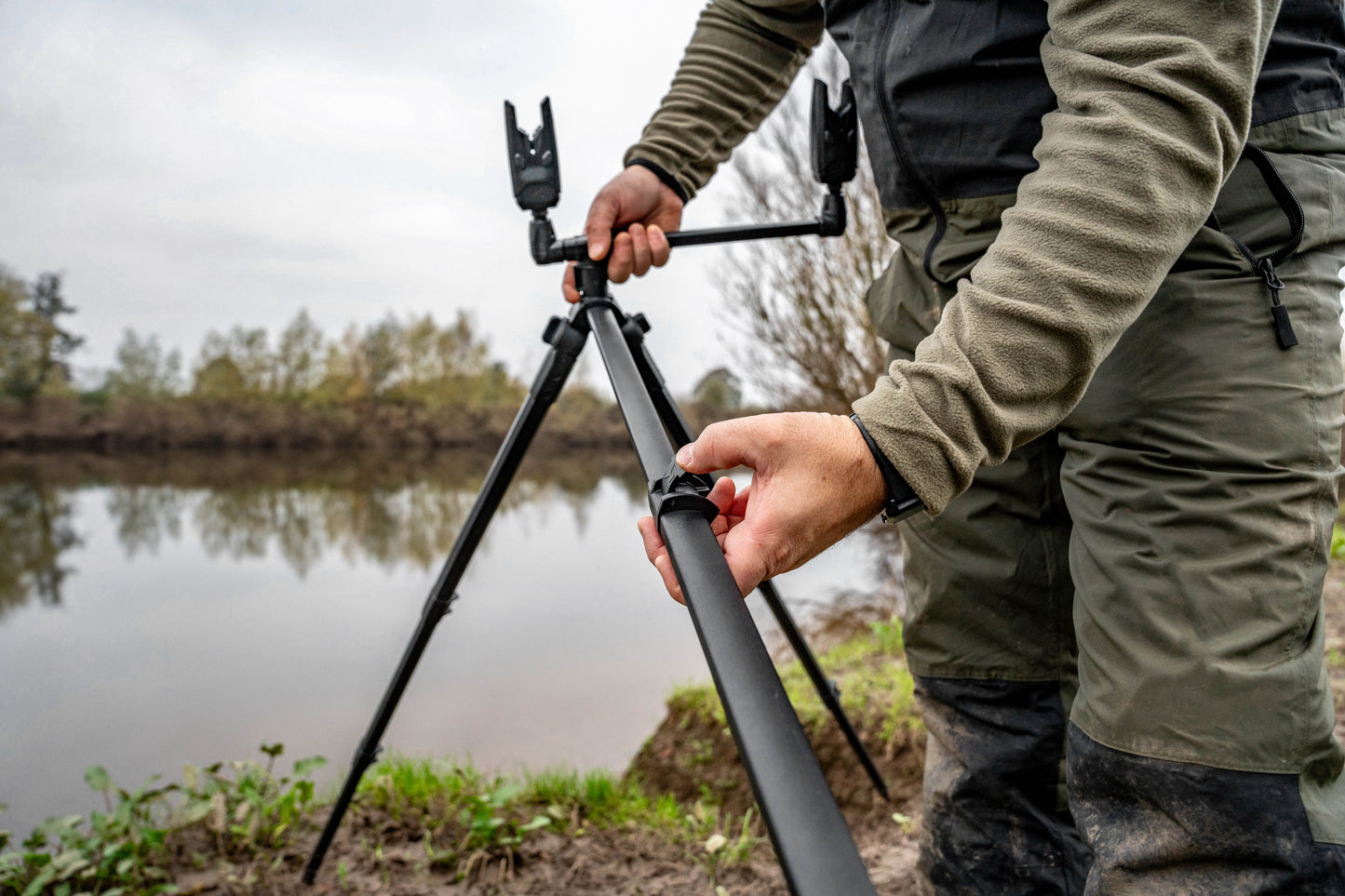 Progress Tripod Feeder Arm