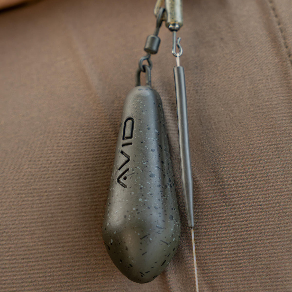 Outline Tungsten Anti-Tangle Sleeve
