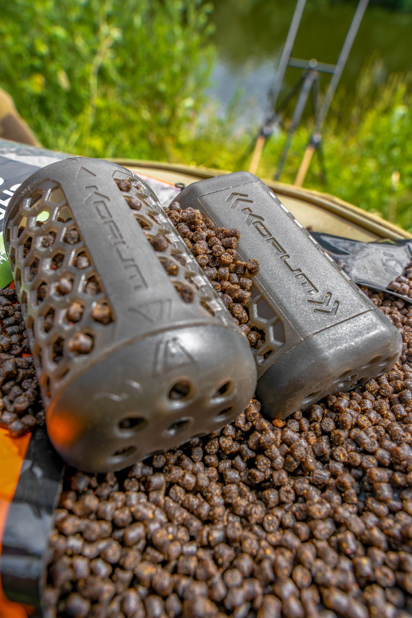 Combi Feeder Caps