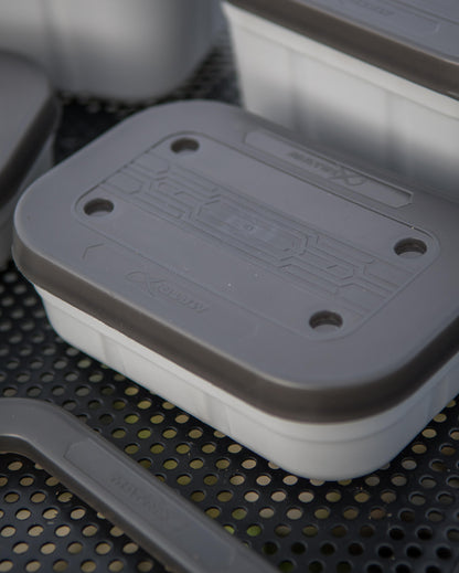 Air Lock Bait Tub