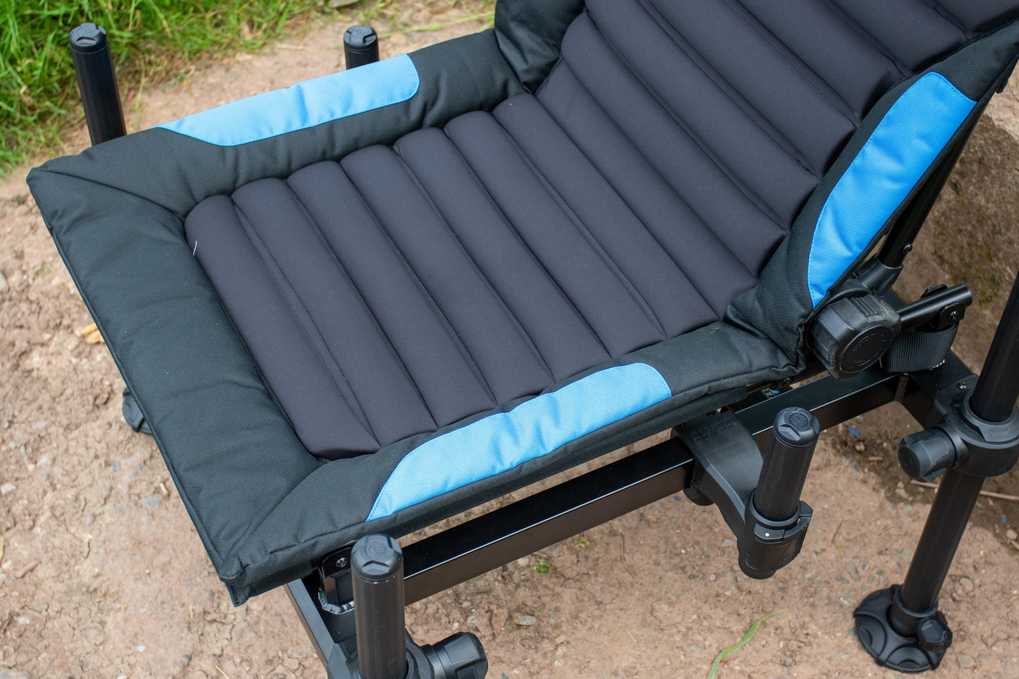 Absolute Feeder Chair