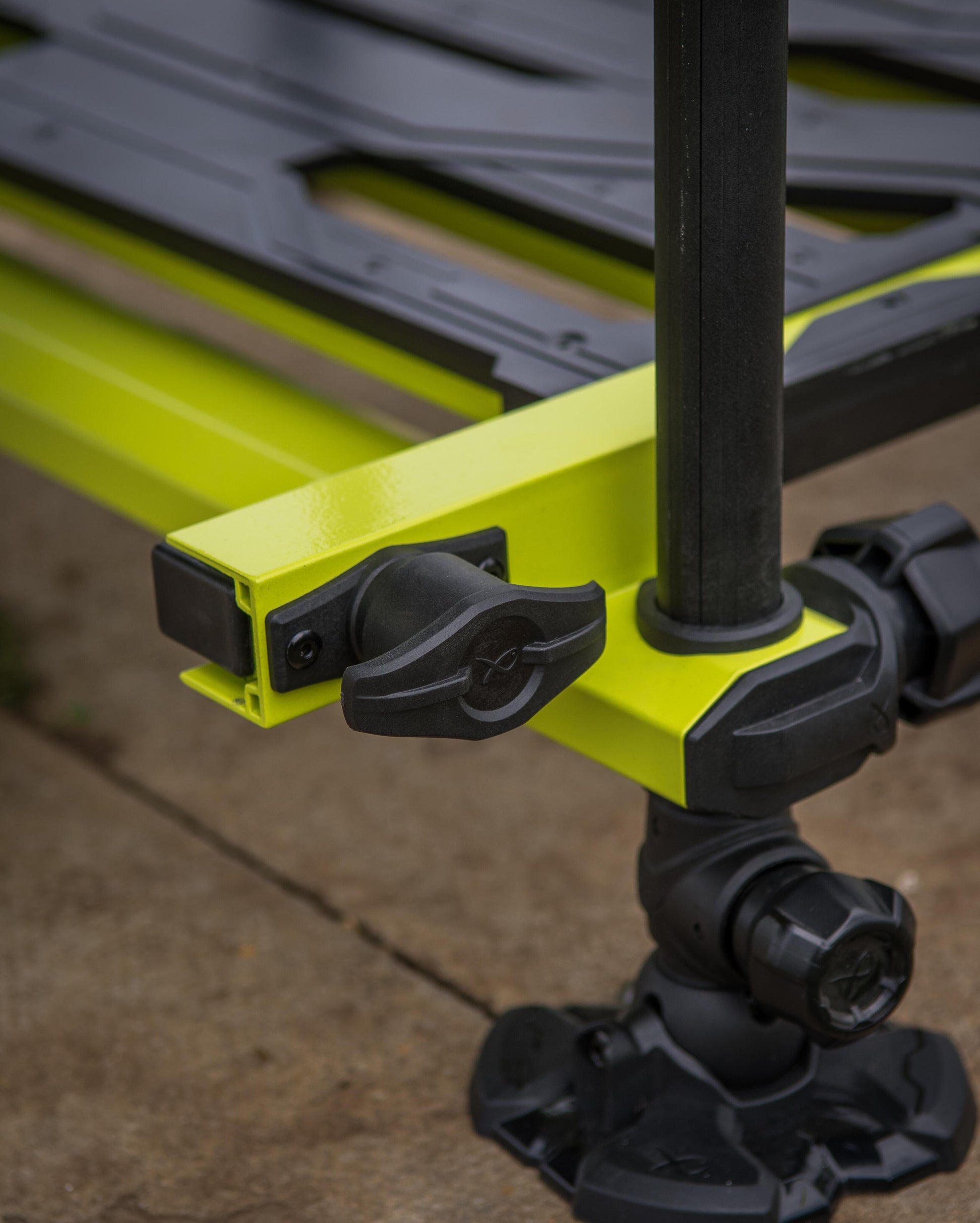 F25 Pro Seatbox