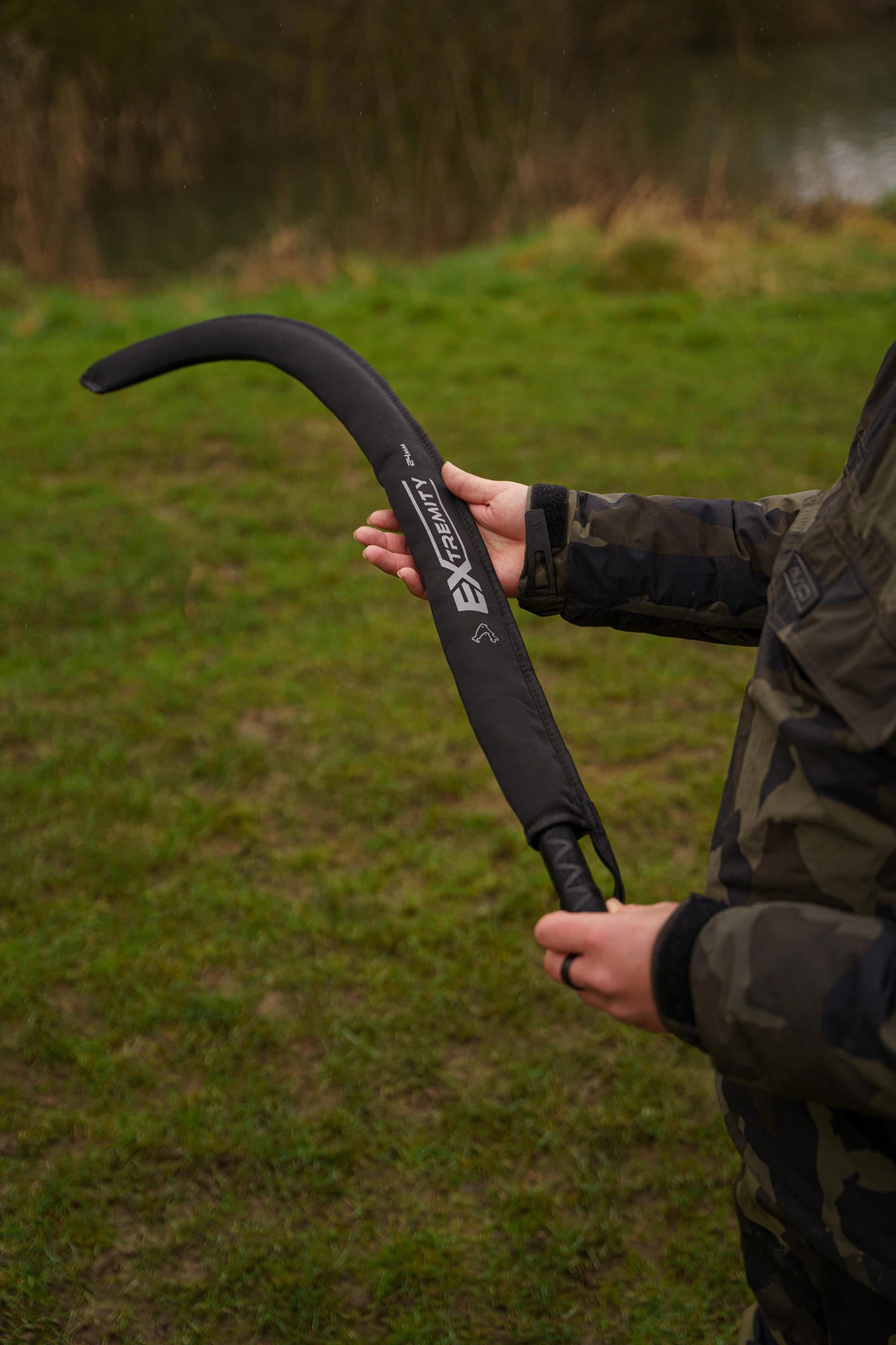 Extremity Throwing Sticks