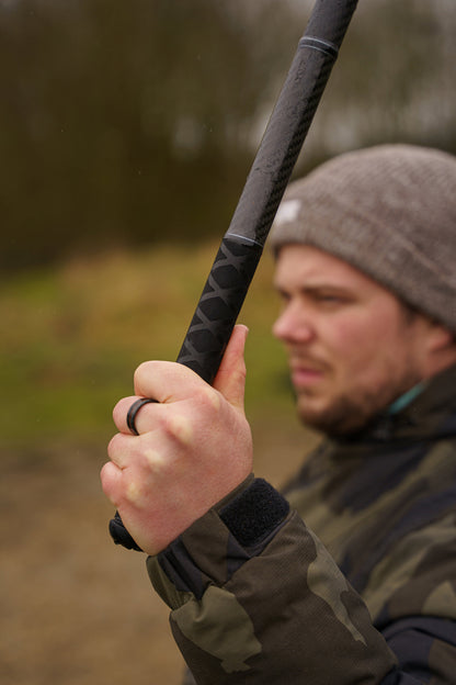 Extremity Throwing Sticks