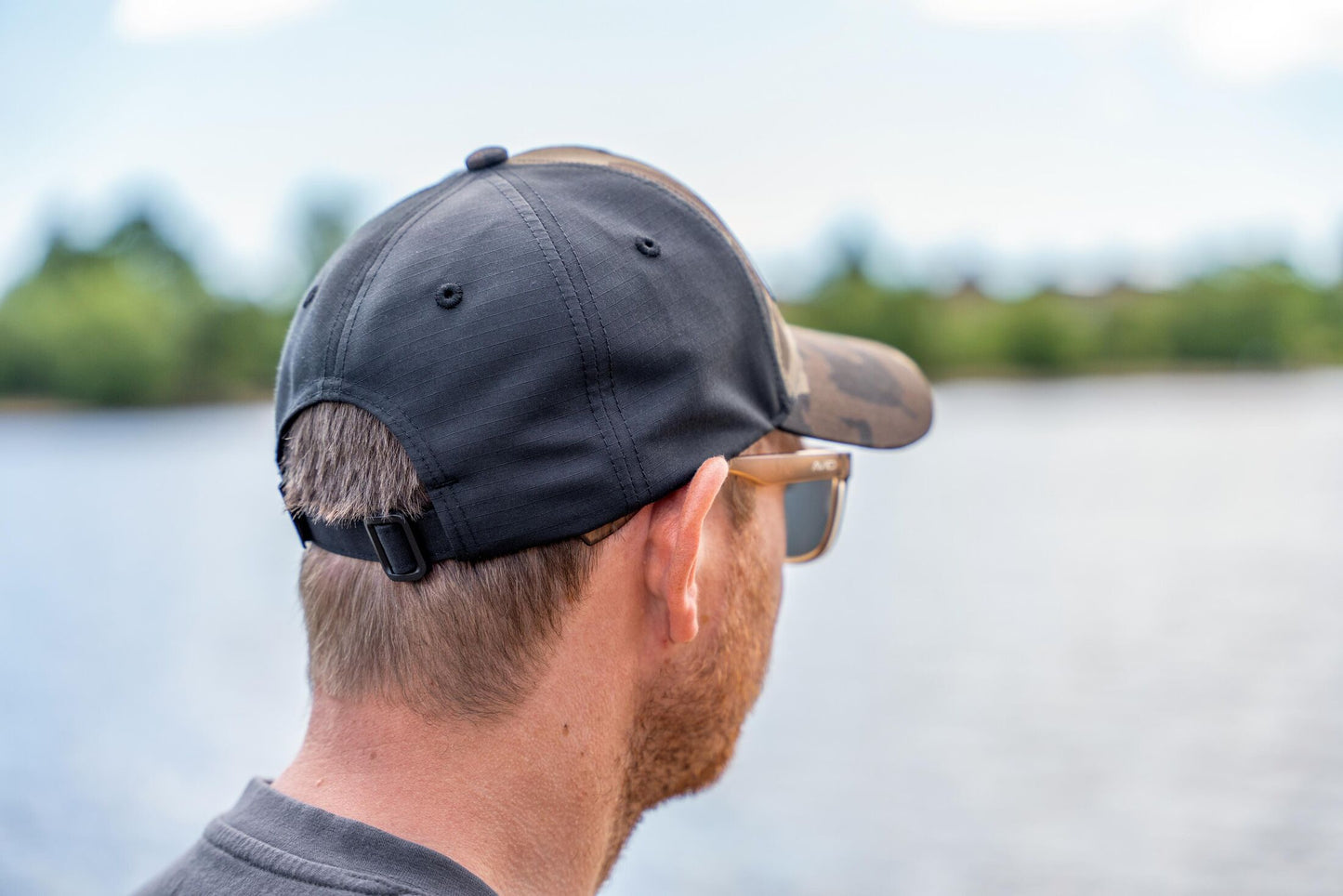 Distortion Dark Camo Hybrid Cap