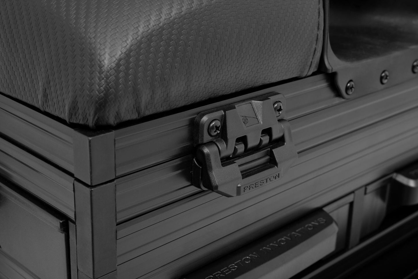 Ignition SL Seatbox Footplatform