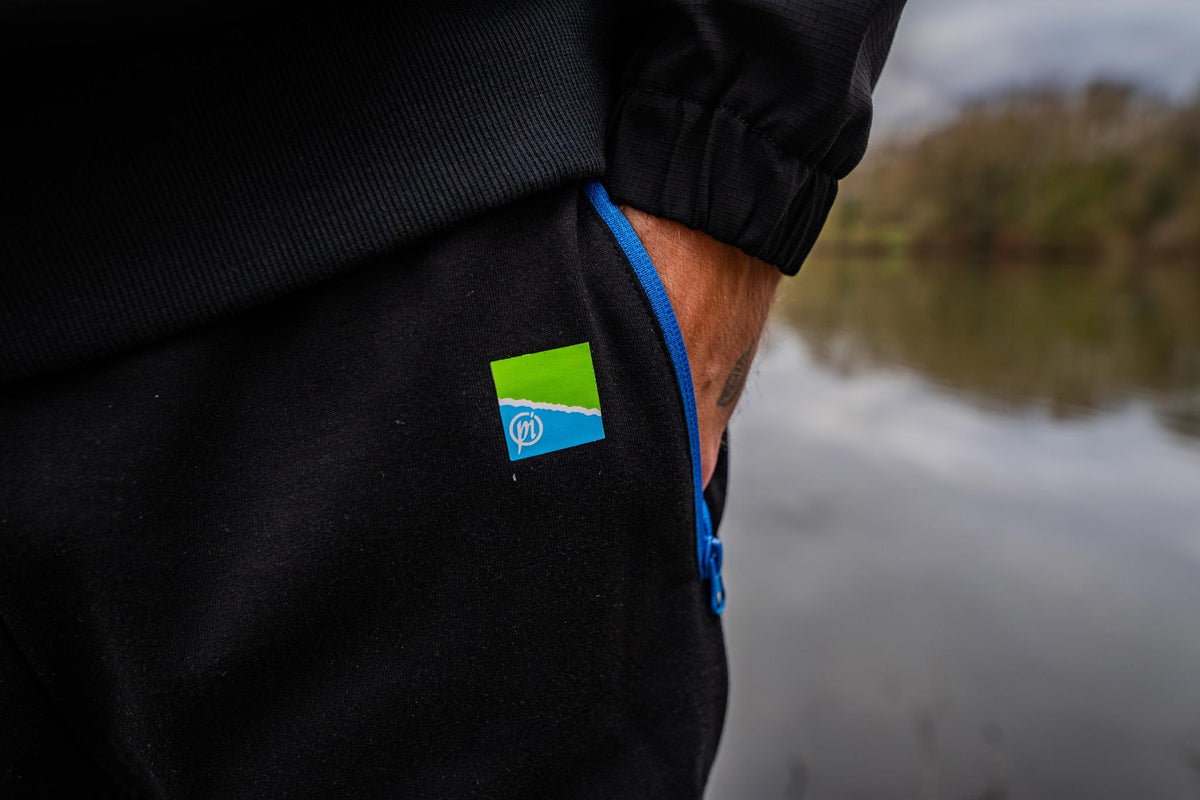 Lightweight Joggers 