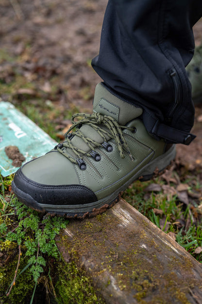 Superseal Walking Shoe