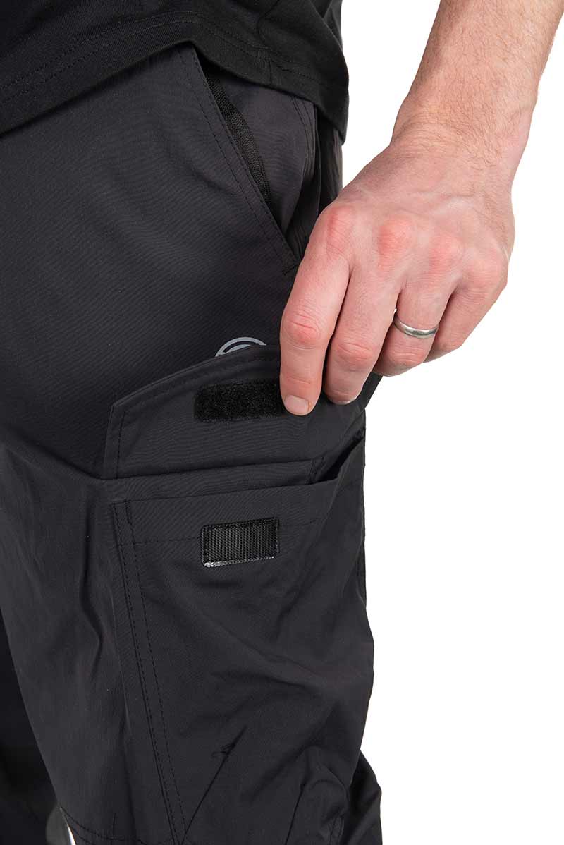 LW Cargo Trousers – Black
