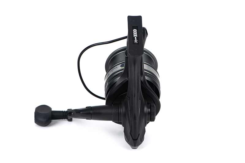 Aquos Ultra Reel 6000