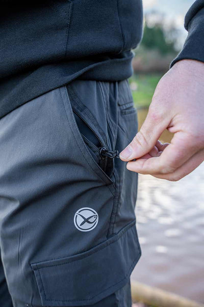 LW Cargo Trousers – Black