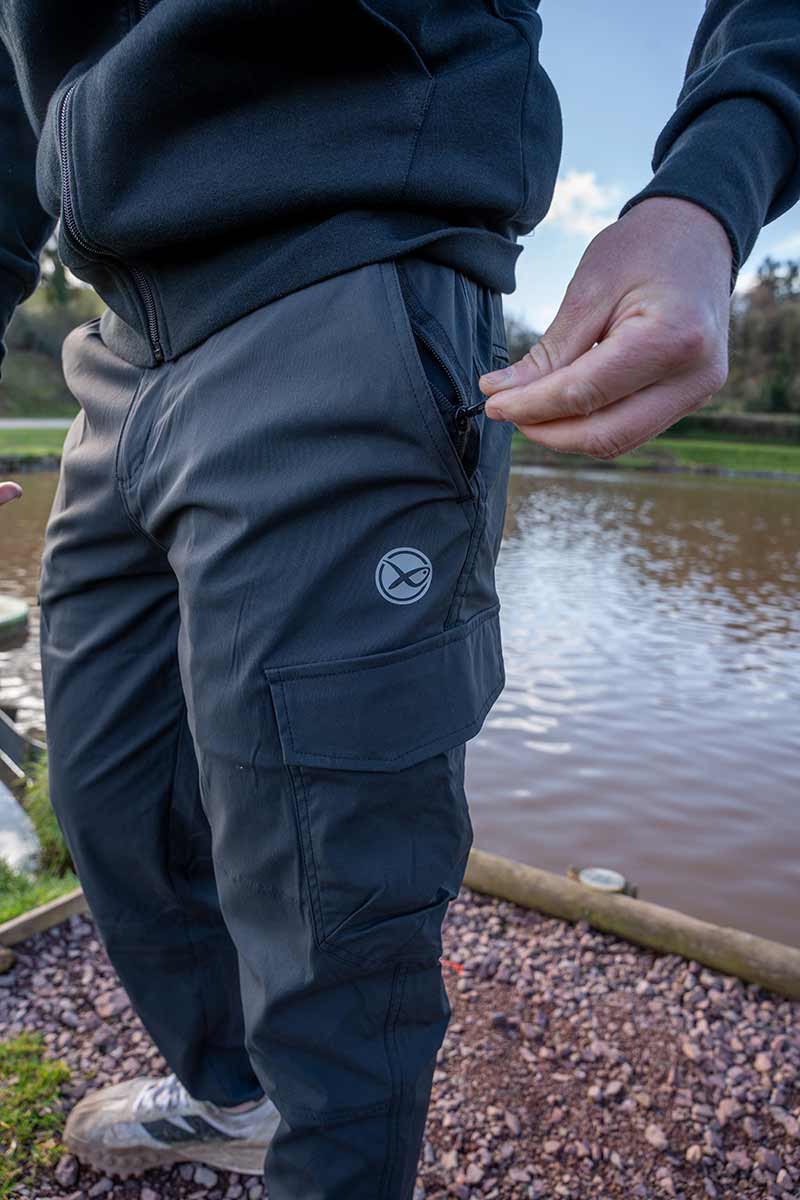LW Cargo Trousers – Black